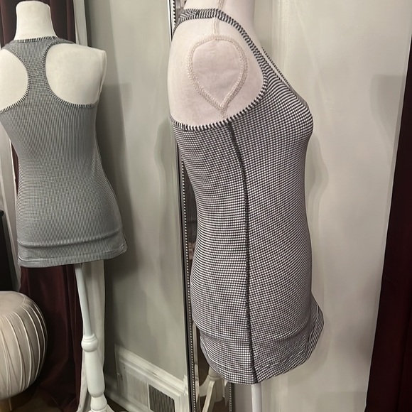 Lululemon Cool Racerback Gingham Luon White Black Size 6 - Picture 11 of 11